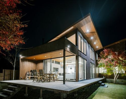 SUKH KARUIZAWA　Night