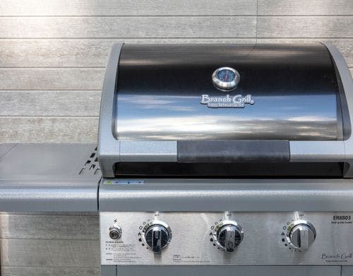 静かな森で愉しむBBQタイム