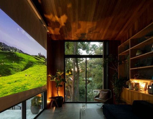 大画面プロジェクター