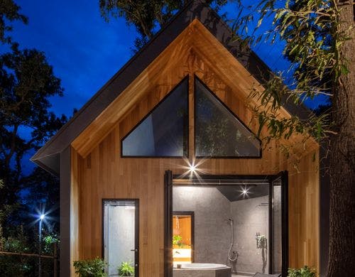 至高のスパ体験（ジャグジー&サウナ）