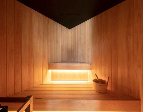 至高のサウナ体験（ジャグジー&サウナ）