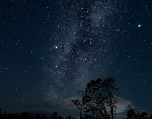 夜は満天の星空を堪能できます。