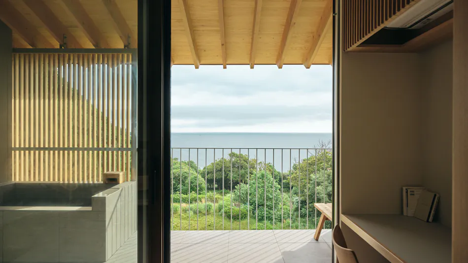 SANU 2nd Home Izu 1st