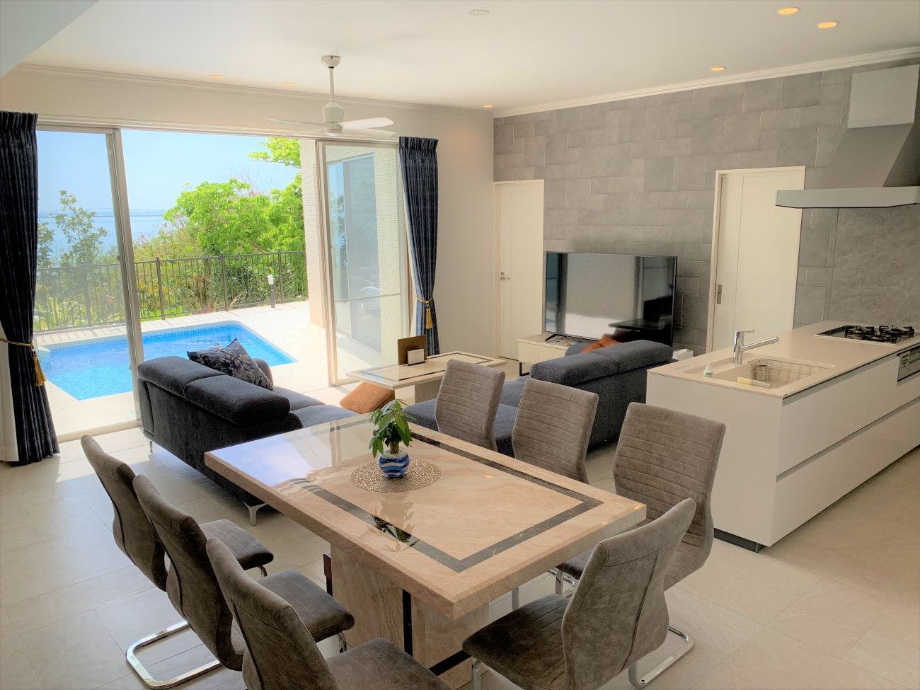 103号室　リビング