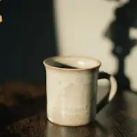 食器は全て手作りのDeep Gorge製