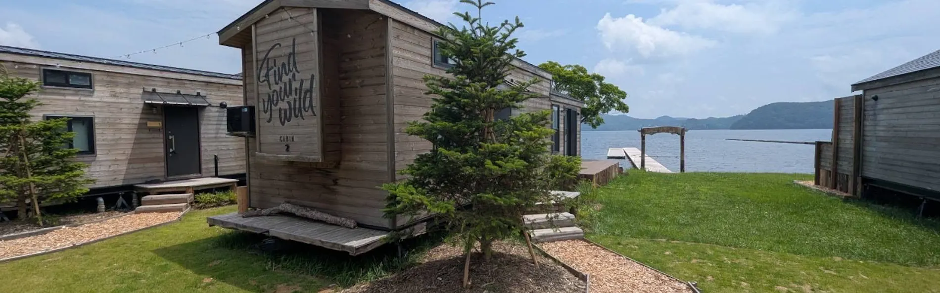 The lake Side Inn
