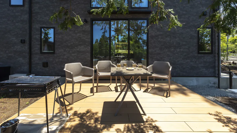 Hours Villa Tomine