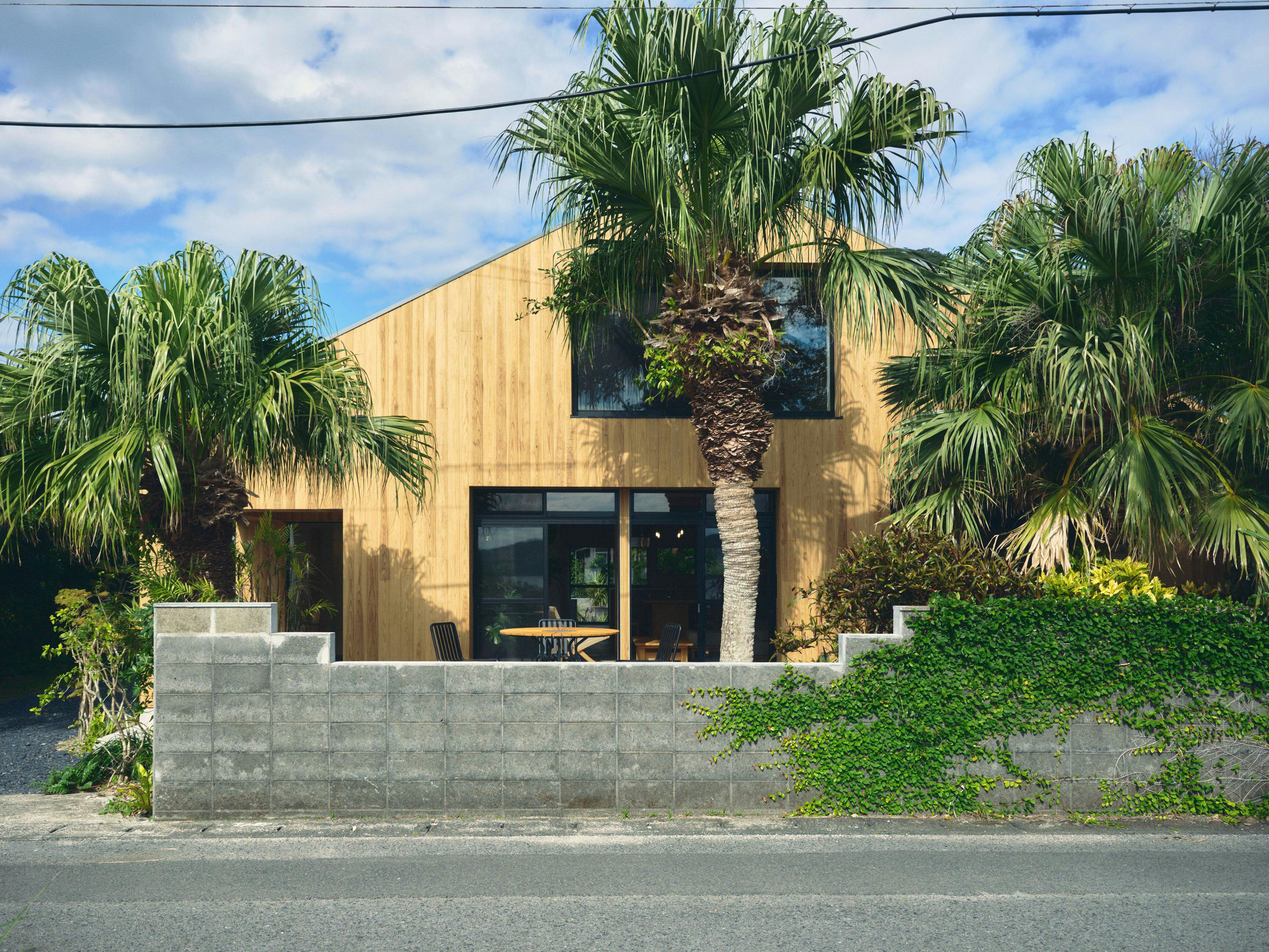 SANU 2nd Home MON 奄美大島