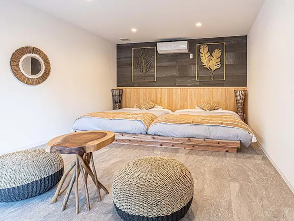 Room1