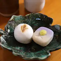 京都らしい和菓子でおもてなし