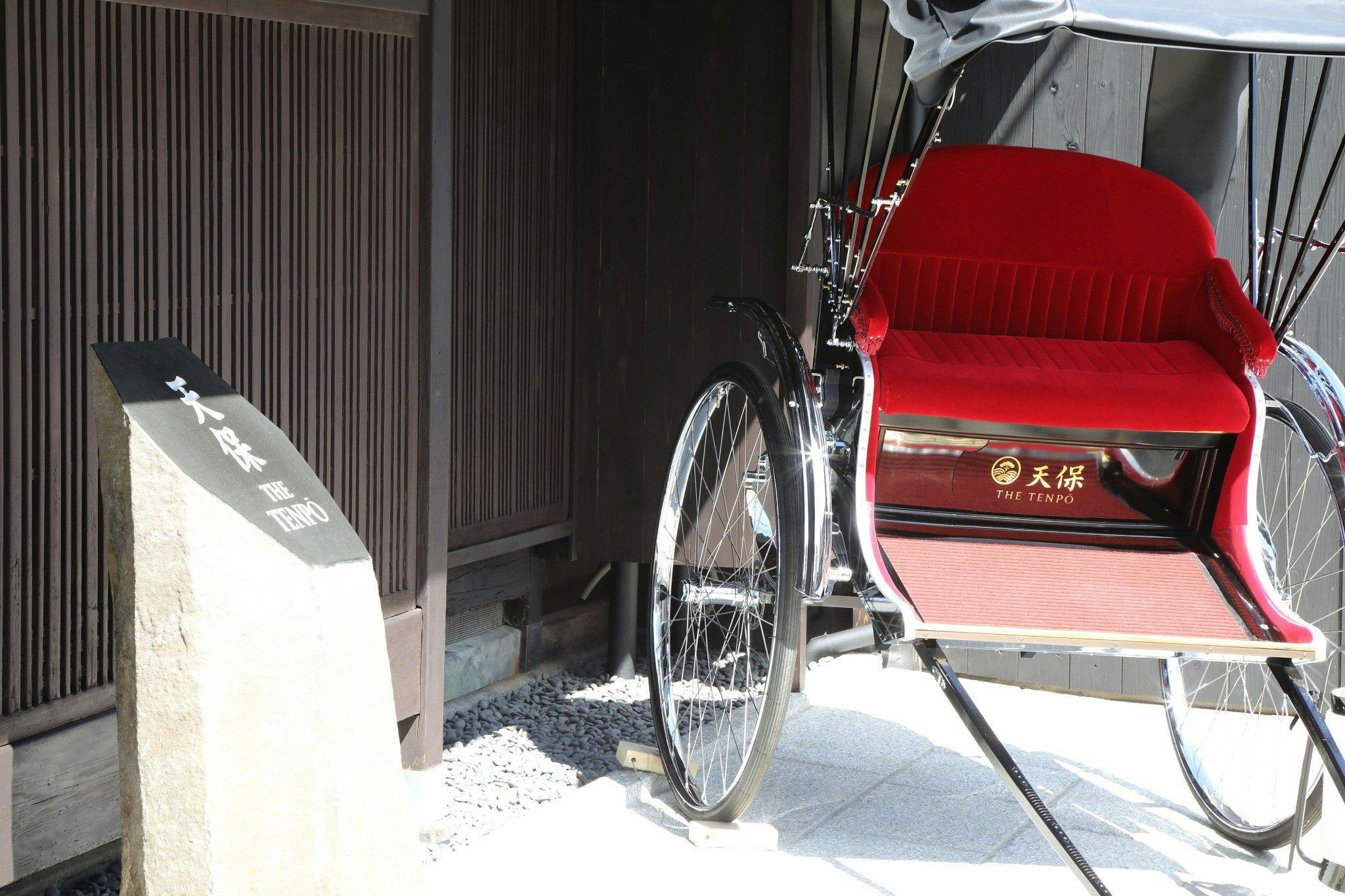 京都観光を楽しむ人力車