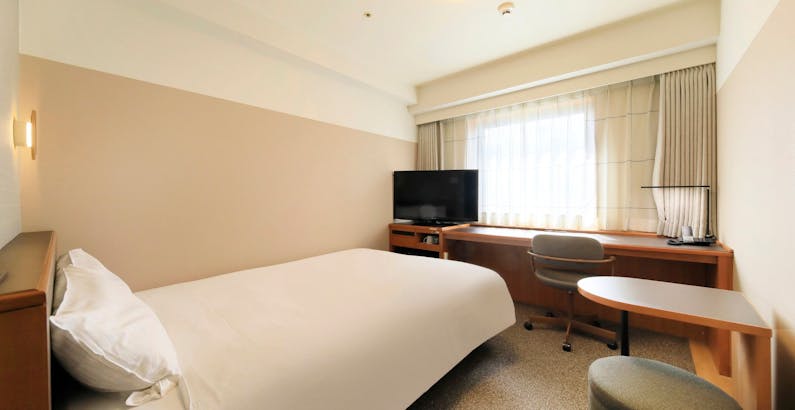 禁煙 スタンダードダブル シモンズ社製ダブルベッド1台 彼女が喜ぶ特典 最大22時間ステイ スペシャルカップルプランプラン リッチモンド ホテル松本 一休 Comビジネス