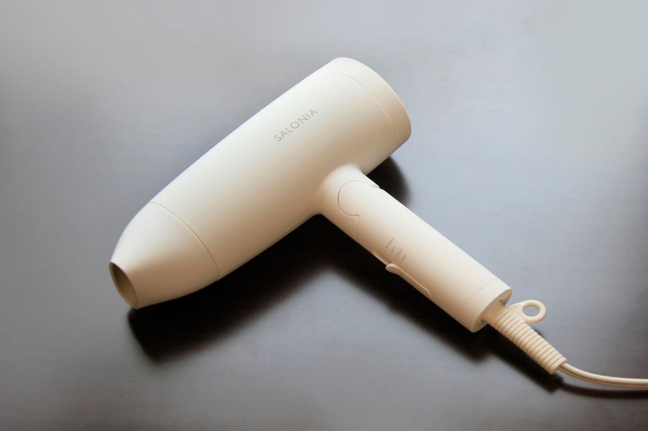 ไดร์เป่าผมไอออนความเร็วสูง Salonia