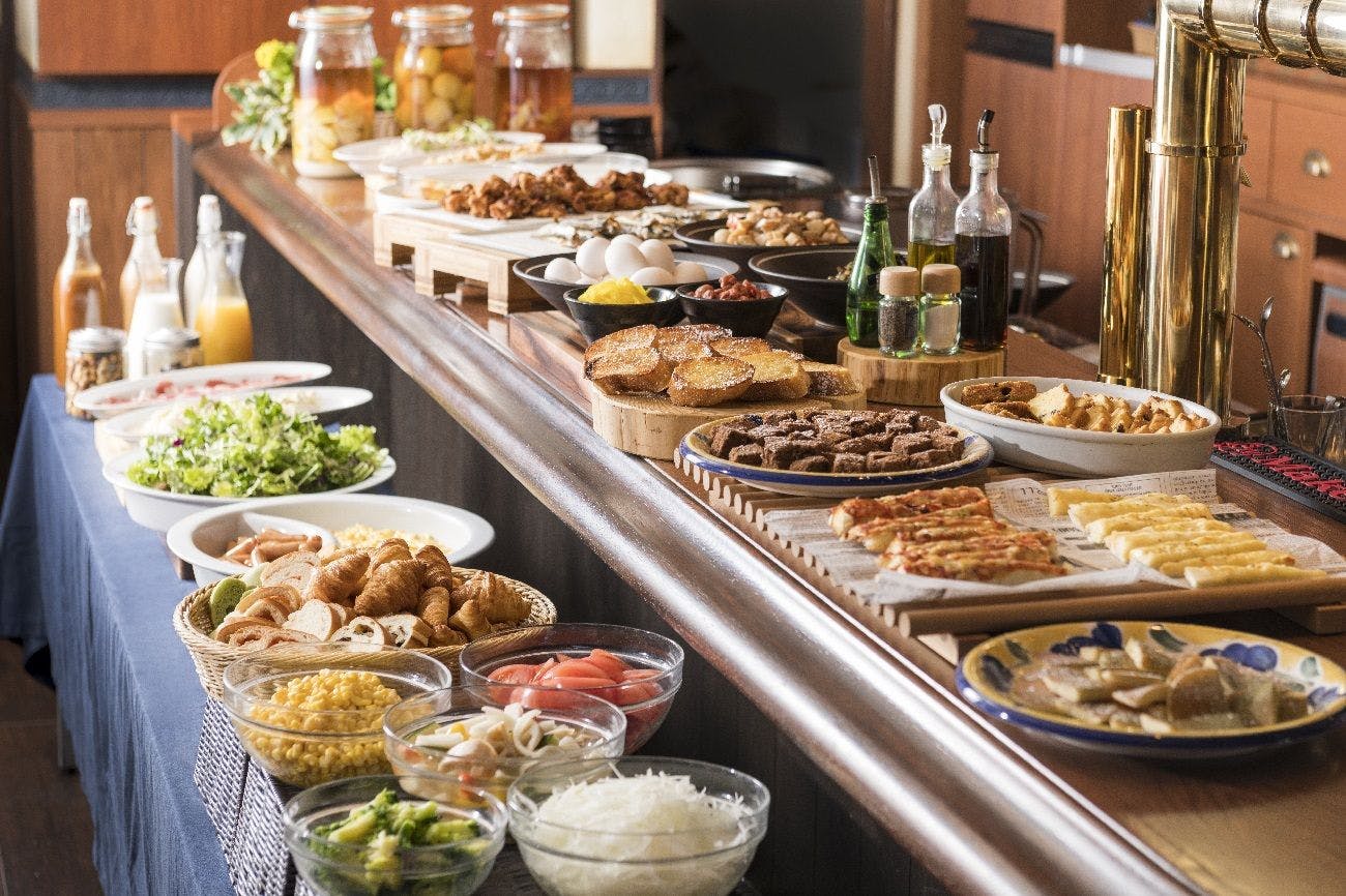 〈朝食〉洋食ビュッフェ