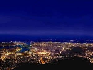 皿倉山からの幻想的な夜景……
