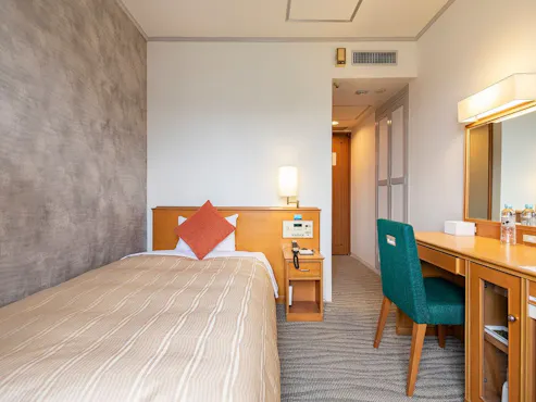 ห้องเดี่ยว ขนาด 13.7 ตารางเมตร