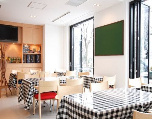 イル・キャンティ（店内／テラス側席）