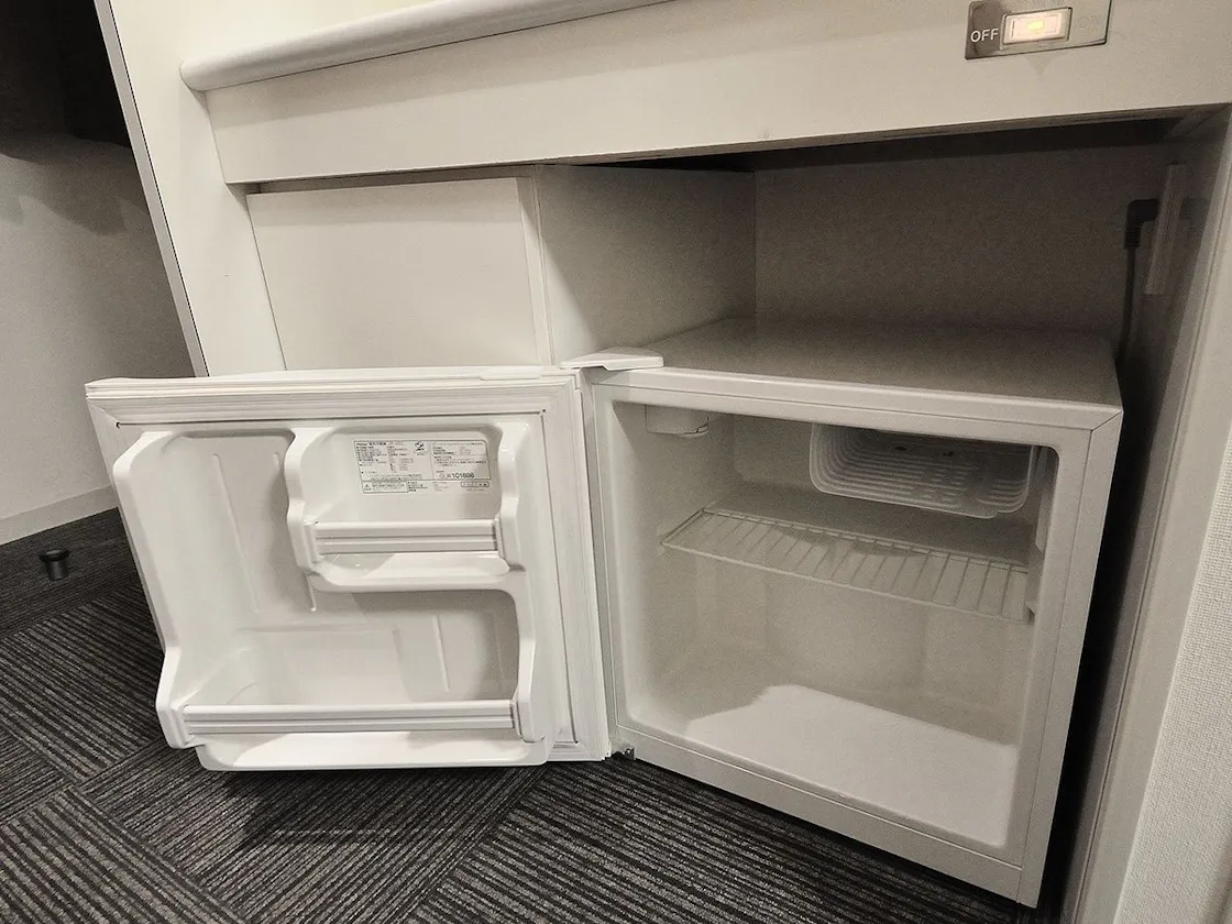 ◆客室備品 冷蔵庫(空)