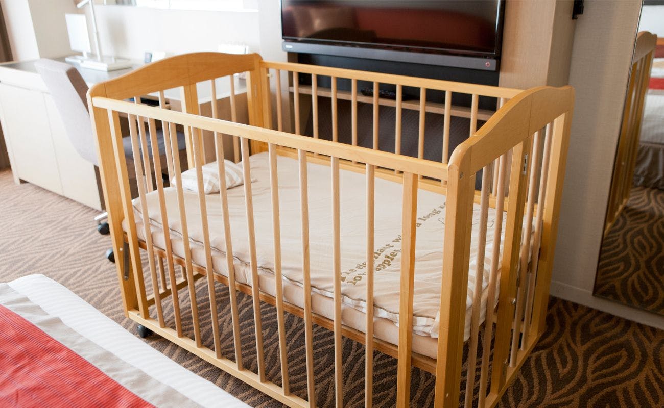 เตียงเด็ก