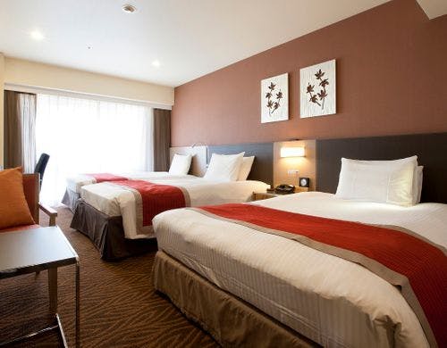 サータ社製ベッド