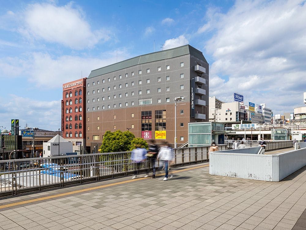 【外観】駅から徒歩1分