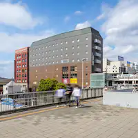 【外観】駅から徒歩1分