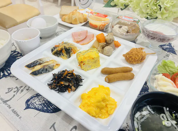 朝食