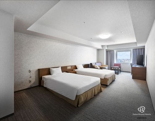 ユニバーサルツイン