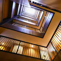 ■吹き抜け廊下