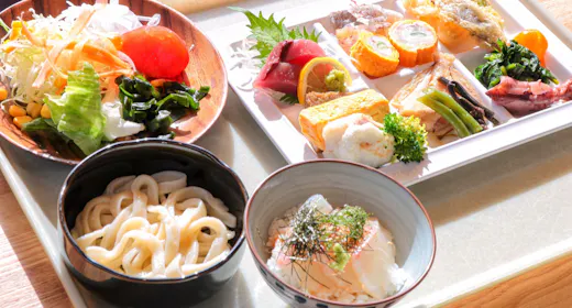 【朝食付き】 朝7時オープン!和洋30種類食べ放題
