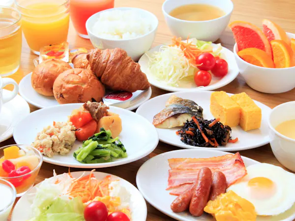 【早割28】~28日前までの早期予約でお得!~約40品の和洋バイキング朝食付き