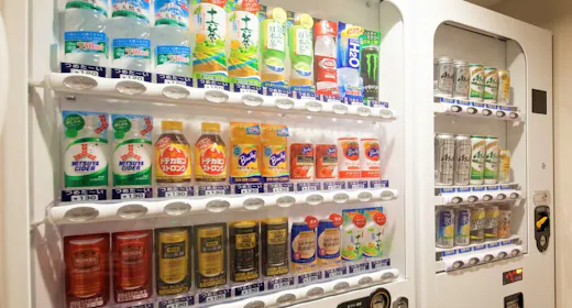 【9時チェックアウトでお得にステイ!】~クチコミ好評価のオーバル型バスタブで癒しのバスタイムを~