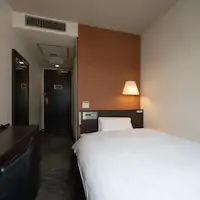 ベッド幅120cm◆一人旅や出張に丁度いい
