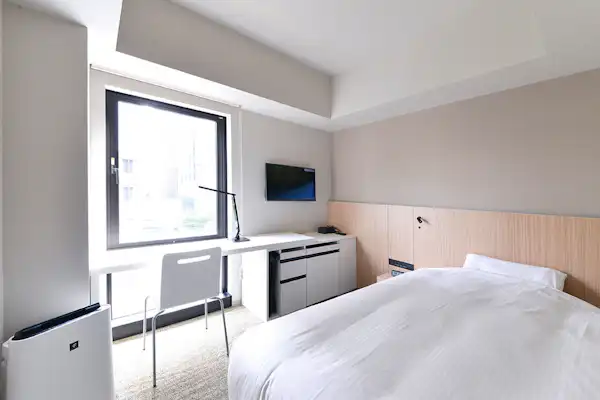 Kamar single 16 meter persegi