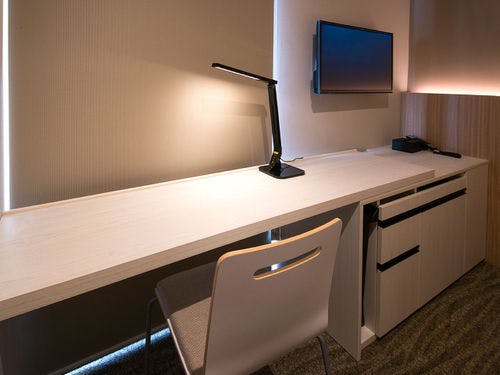 シングルデスク周り