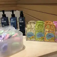 ご自由にお持ち頂けるアメニティもあります