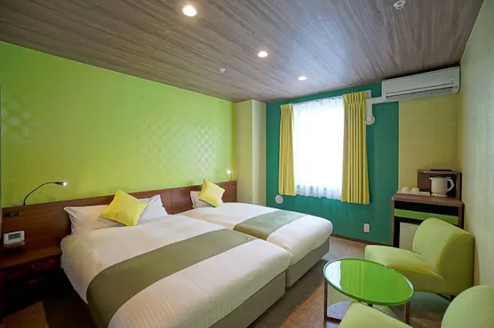 ファミリーツイン