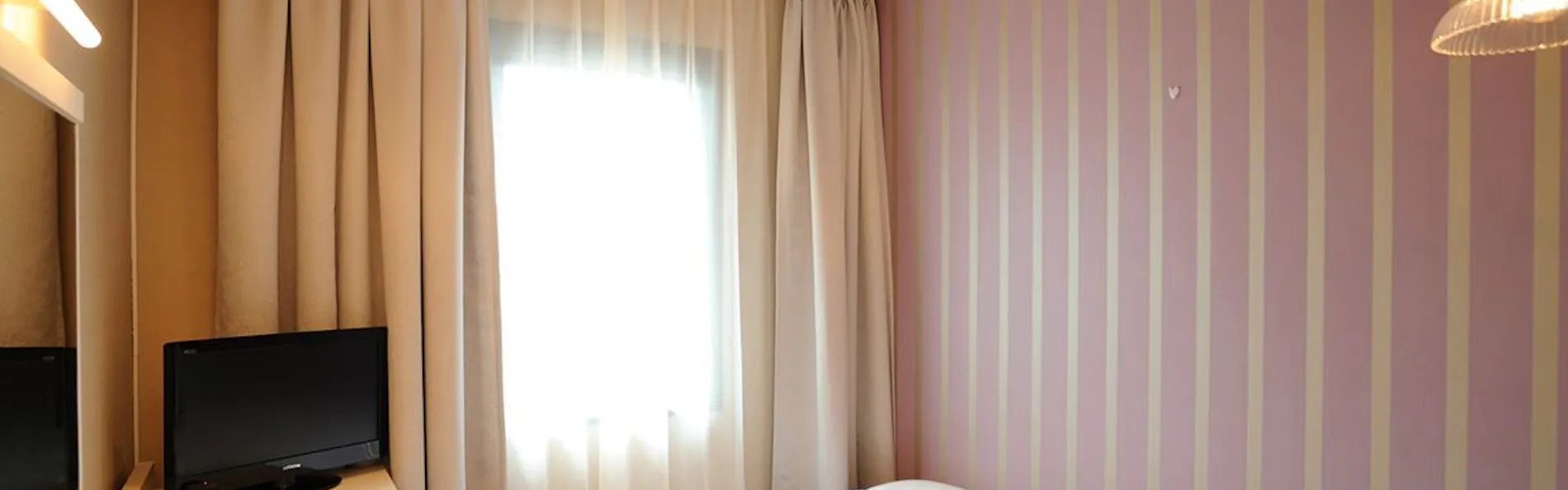 ホテルエクレール博多