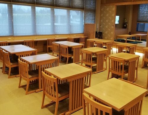 ◆朝食　席(約70席)