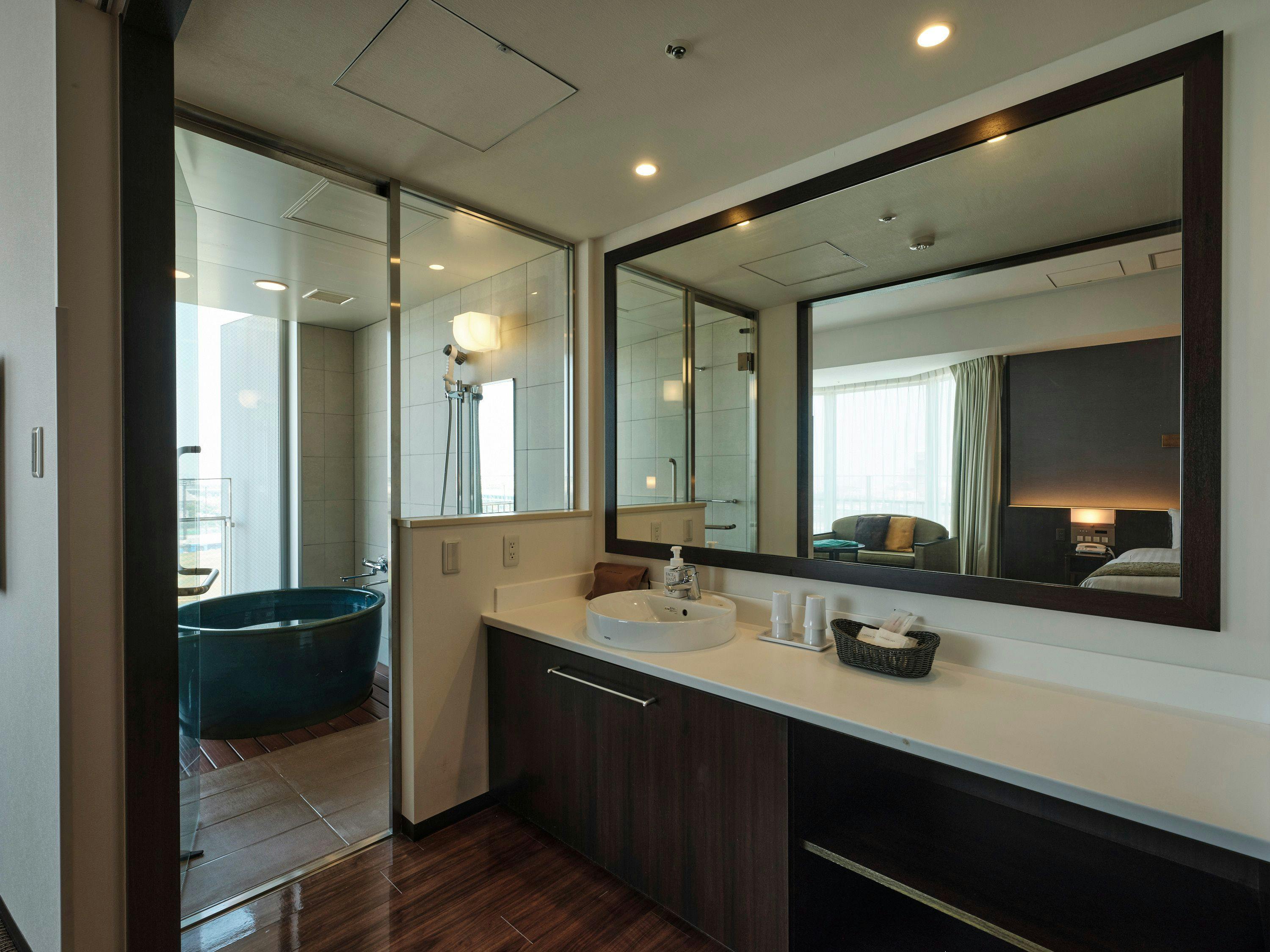 ＳＰＡ＆ＨＯＴＥＬ舞浜ユーラシア