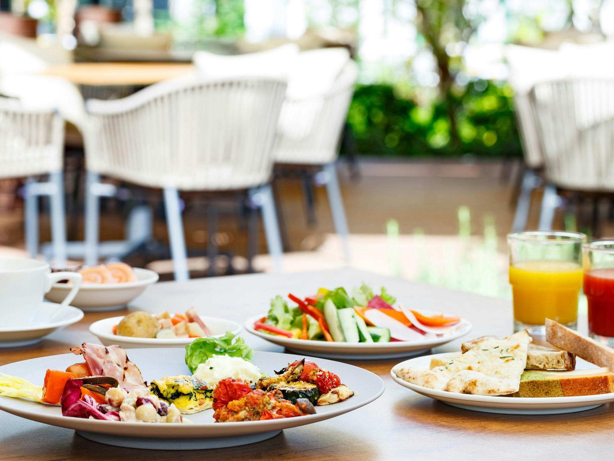 種類豊富なブッフェ