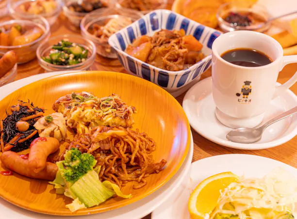 ・【朝食・盛り付け一例】