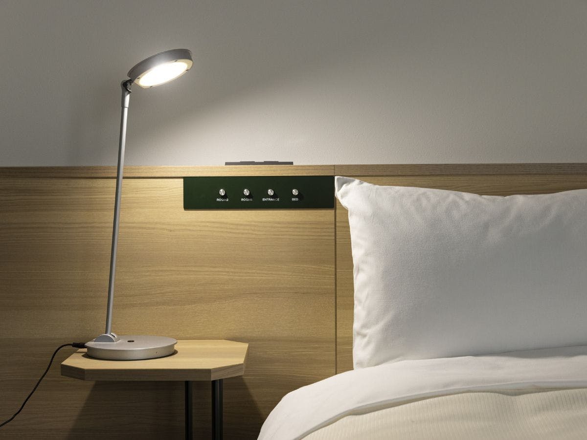 ◆貸出備品｜デスクライト