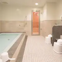 【Bilik Mandi Lelaki dan Perempuan】