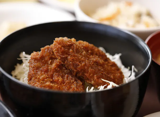 ご当地メニュー!ソースカツ丼