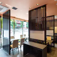 ร้านอาหาร "เทมปุระและคัปโปะ สึกาโกชิ"