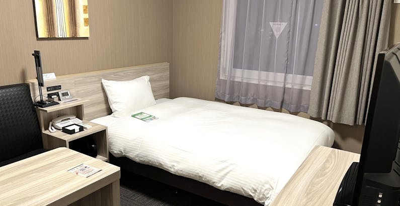 喫煙 シングルルーム スタンダードプラン 朝食バイキング 大浴場 駐車場 無料 プラン ホテルルートイン高松屋島 一休 Comビジネス