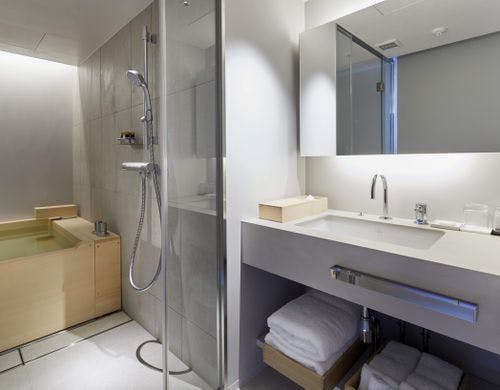 プレミアツイン