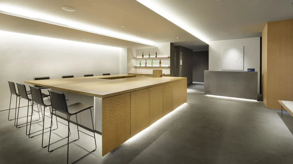 TSUKI Tokyo