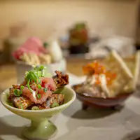 Tingkat 1 Pintu Masuk Sake Bar